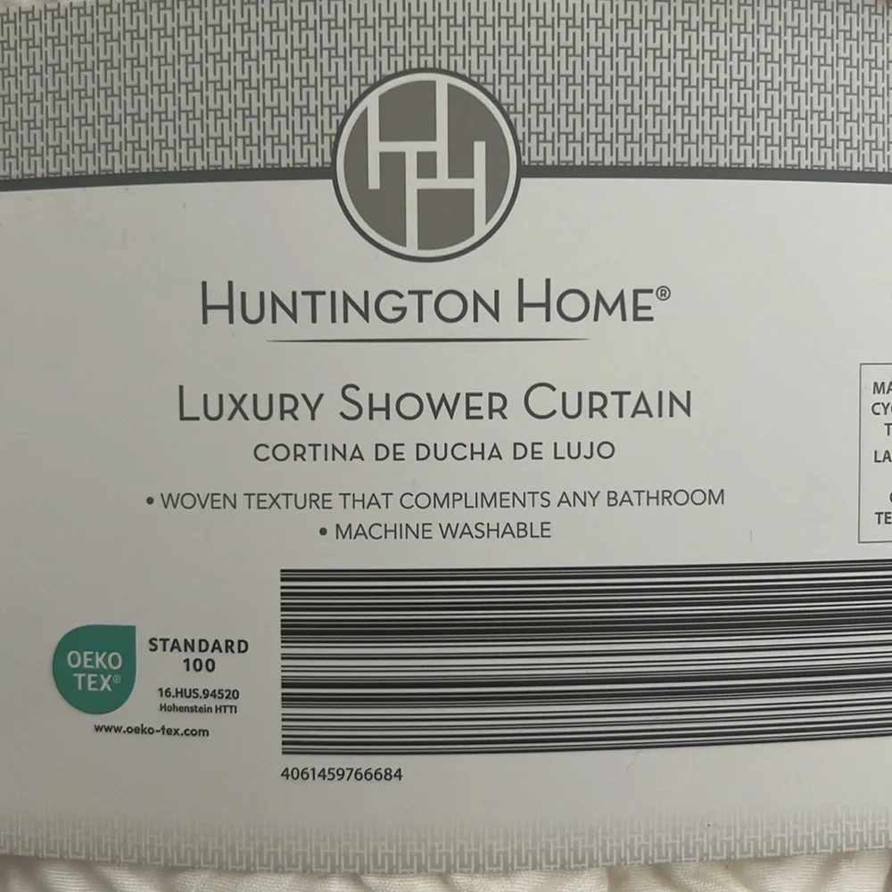 NWT lightweight shower curtain
